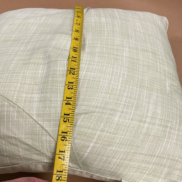 NWOT Tommy Bahama Indoor Throw Pillows - Picture 6 of 6